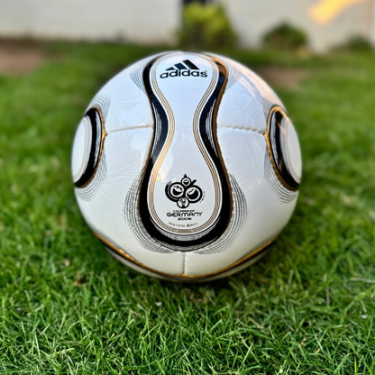 Teimgeist Football Fifa Worldcup 2006 Official Match Soccer Ball Size 5 New