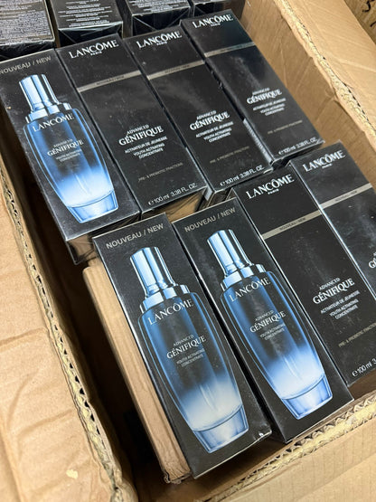 Lancôme Advanced Génifique Radiance Boosting Anti-Aging Face Serum - Visibly Hydrates & Plumps Skin - with Bifidus Prebiotic, Hyaluronic Acid & Vitamin Cg