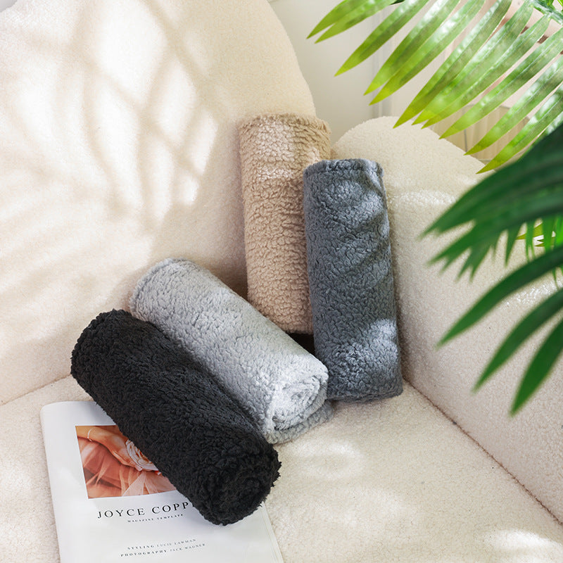 Pet waterproof blanket