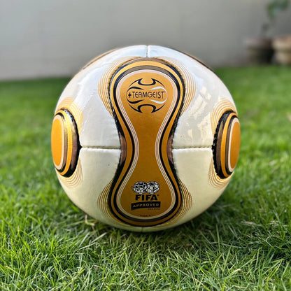 Teimgeist Football Fifa Worldcup 2006 Official Match Soccer Ball Size 5