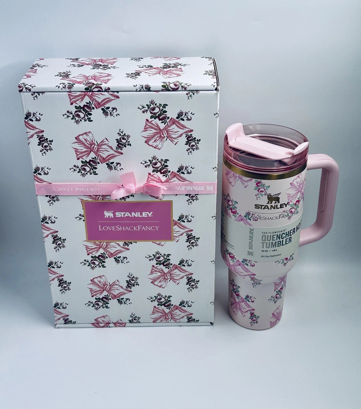 Stanley X Love Shack Fancy Holiday Quencher Cup 40 OZ - Rosa Beaux Pink